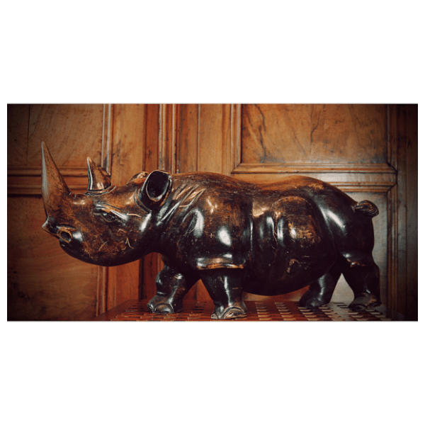 Statue rhinocéros